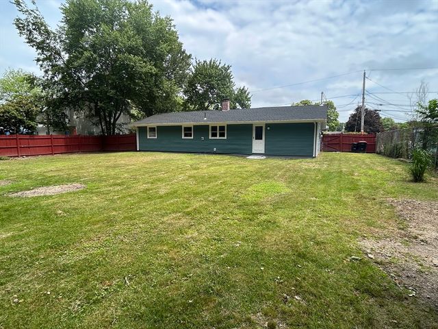 44 Boyle Rd, Brockton, MA 02302