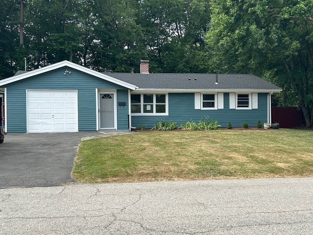 44 Boyle Rd, Brockton, MA 02302