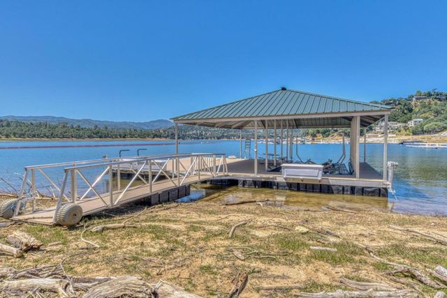 8213 Bass Point, Bradley, CA 93426