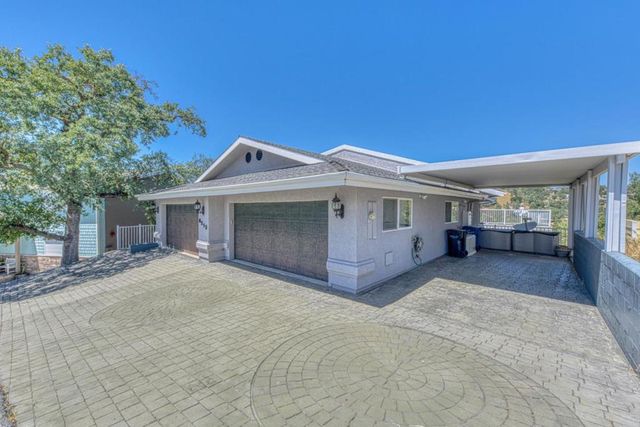 8213 Bass Point, Bradley, CA 93426