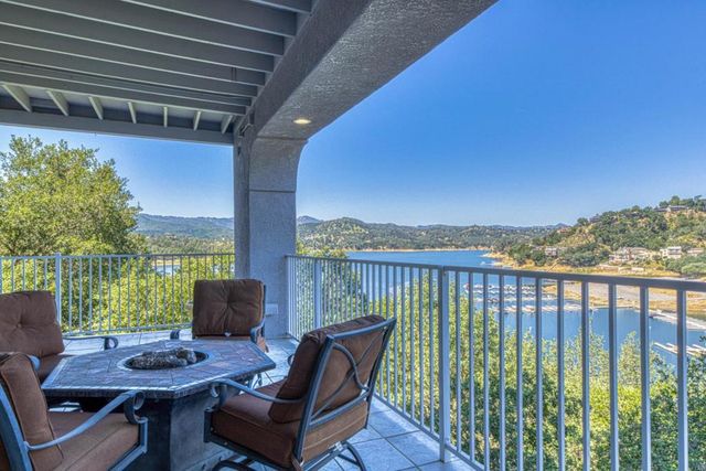 8213 Bass Point, Bradley, CA 93426