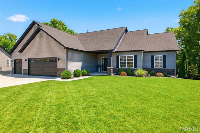516 Cass Drive, Troy, MO 63379