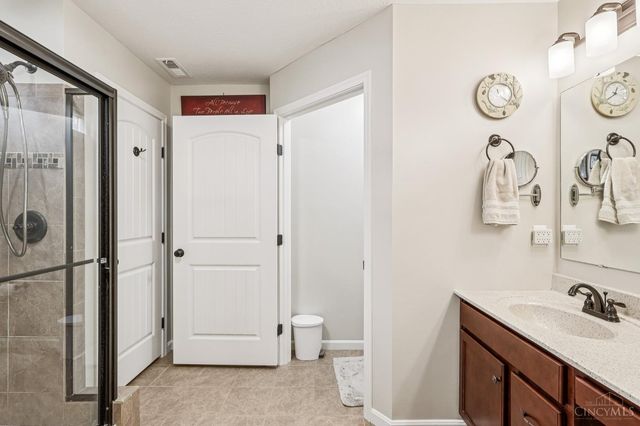 1256 Man O War Way, Batavia Twp, OH 45103