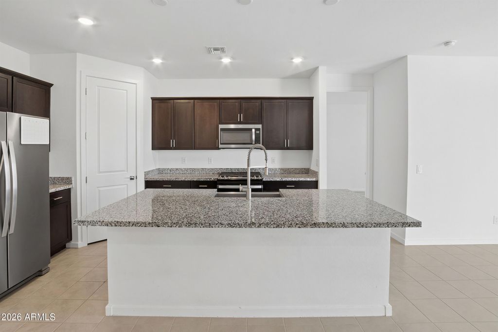 3447 E JASMINE Way, San Tan Valley, AZ 85143 — photo 5