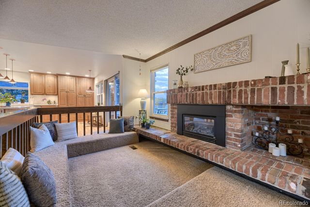 8760 W 81st Drive, Arvada, CO 80005