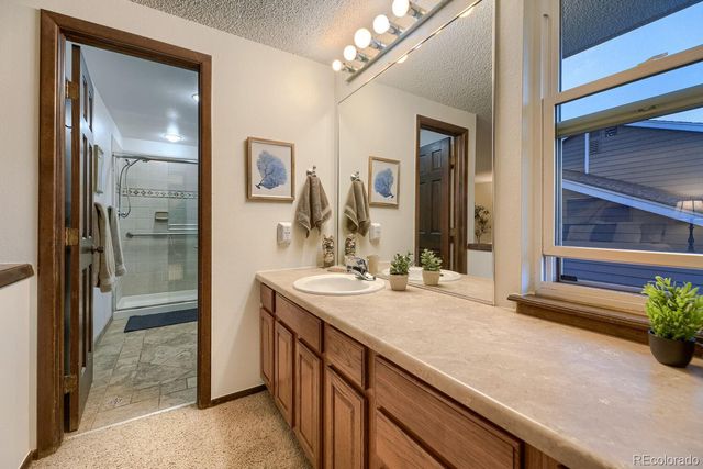 8760 W 81st Drive, Arvada, CO 80005