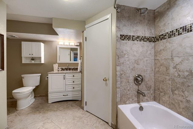 8760 W 81st Drive, Arvada, CO 80005