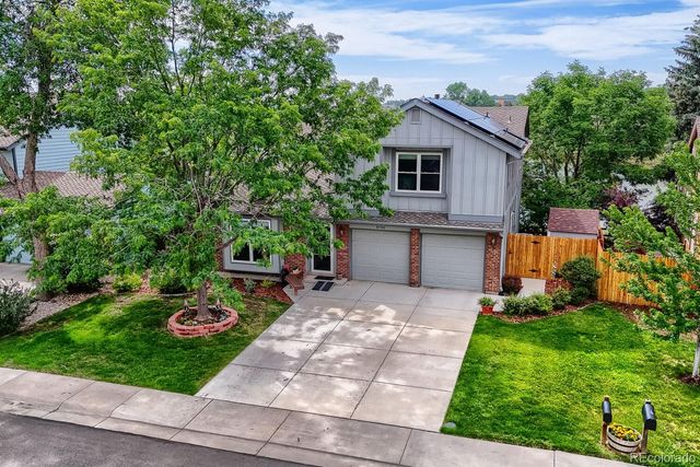 8760 W 81st Drive, Arvada, CO 80005