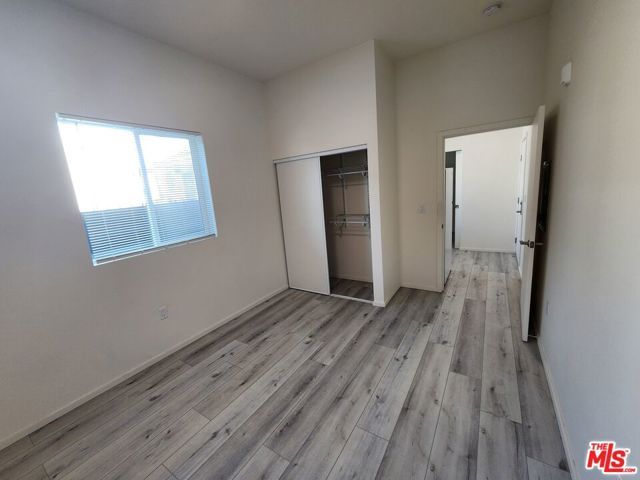 1120 E 25th Street 102, Los Angeles, CA 90011