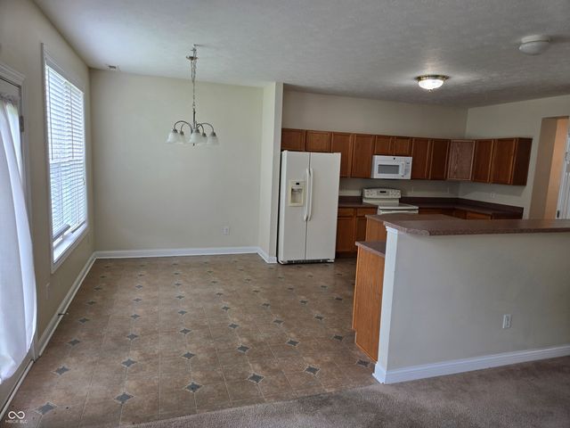 8111 Little Circle Road, Noblesville, IN 46060