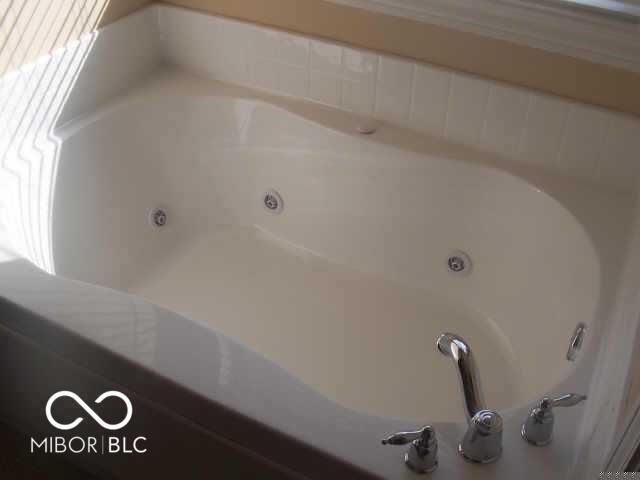 8111 Little Circle Road, Noblesville, IN 46060