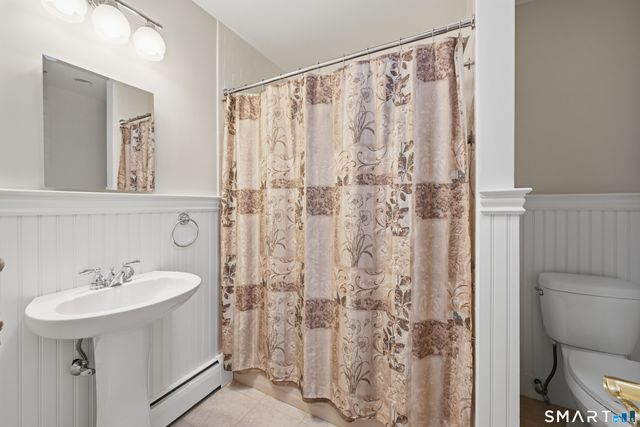 9 Crestwood Drive, Danbury, CT 06811