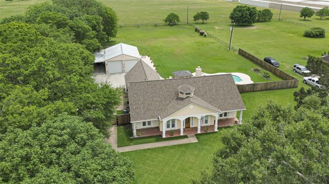 13514 Jbk Memorial Drive, Willis, TX 77318