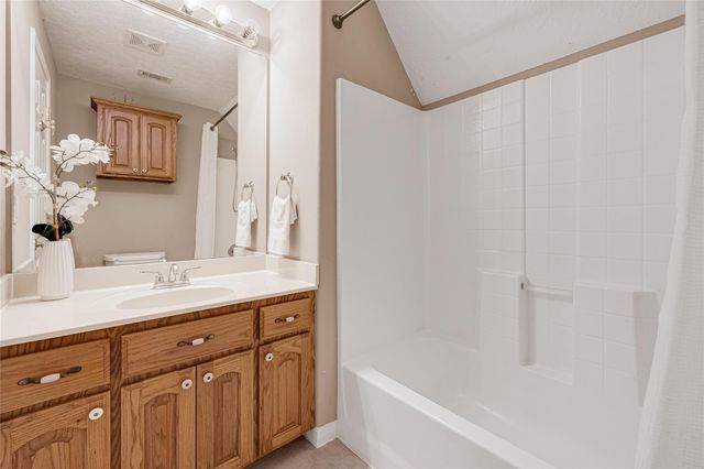 13514 Jbk Memorial Drive, Willis, TX 77318