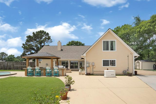 13514 Jbk Memorial Drive, Willis, TX 77318