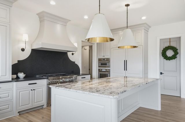 8320 Canopy Glen Drive, Plain City, OH 43064