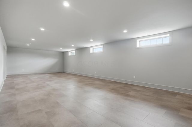 8320 Canopy Glen Drive, Plain City, OH 43064