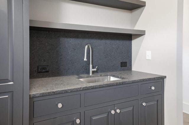 8320 Canopy Glen Drive, Plain City, OH 43064