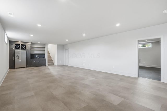 8320 Canopy Glen Drive, Plain City, OH 43064