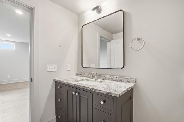 8320 Canopy Glen Drive, Plain City, OH 43064