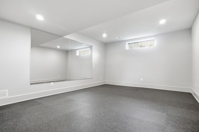 8320 Canopy Glen Drive, Plain City, OH 43064