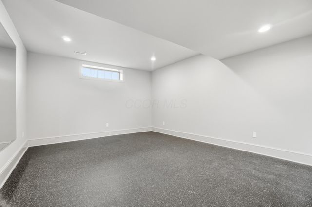 8320 Canopy Glen Drive, Plain City, OH 43064