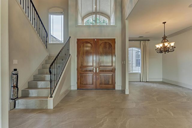 538 French Kingston Ct, Montgomery, TX 77356