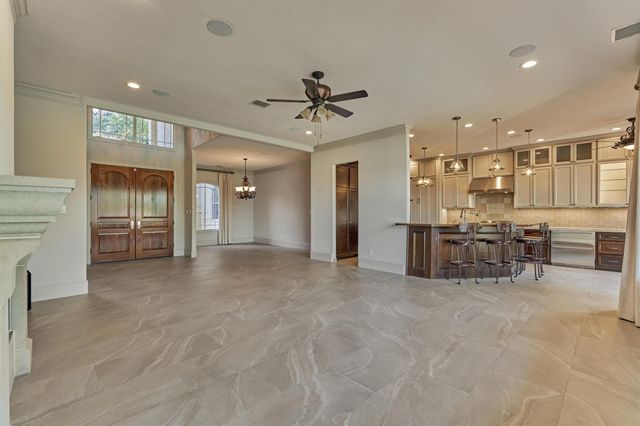 538 French Kingston Ct, Montgomery, TX 77356