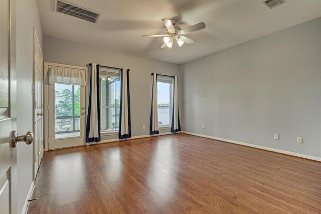 538 French Kingston Ct, Montgomery, TX 77356