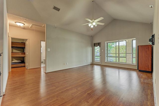 538 French Kingston Ct, Montgomery, TX 77356