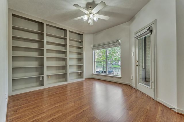 538 French Kingston Ct, Montgomery, TX 77356