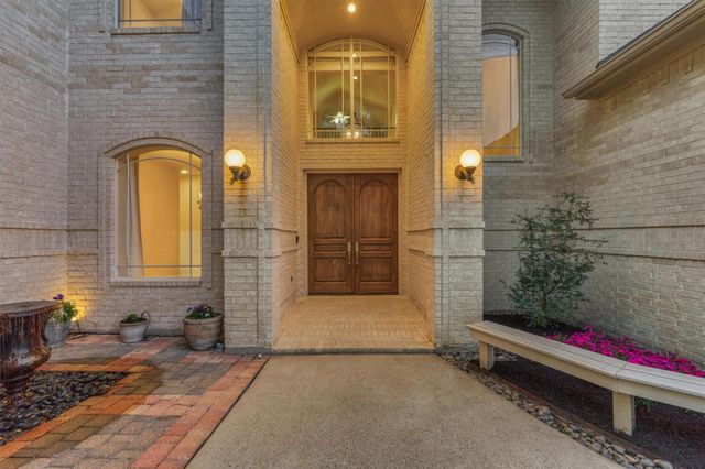 538 French Kingston Ct, Montgomery, TX 77356