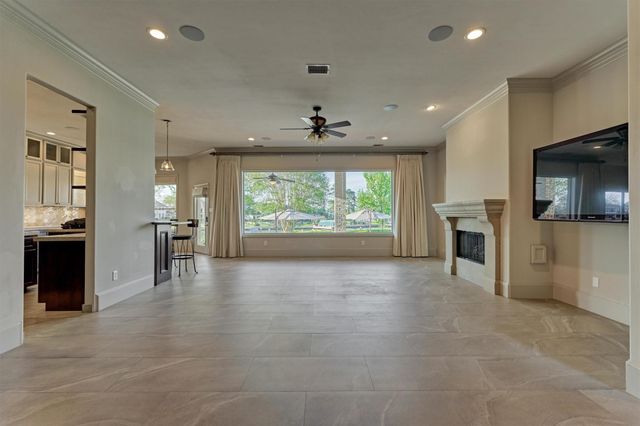 538 French Kingston Ct, Montgomery, TX 77356