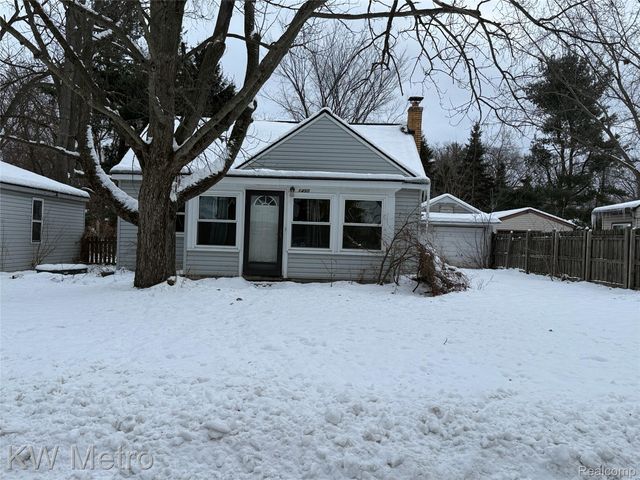 1450 Flamingo, Wixom, MI 48393