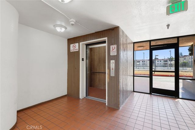 700 W 3rd Street A209, Santa Ana, CA 92701