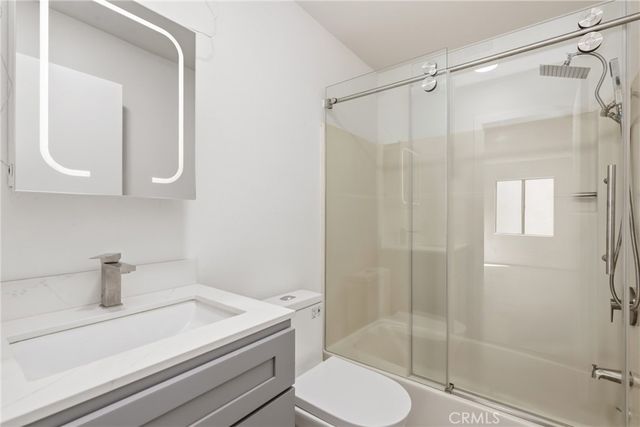 700 W 3rd Street A209, Santa Ana, CA 92701