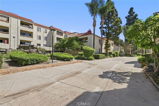 700 W 3rd Street A209, Santa Ana, CA 92701