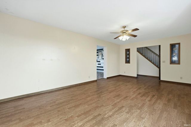 6307 N 500 E Road, Roanoke, IN 46783