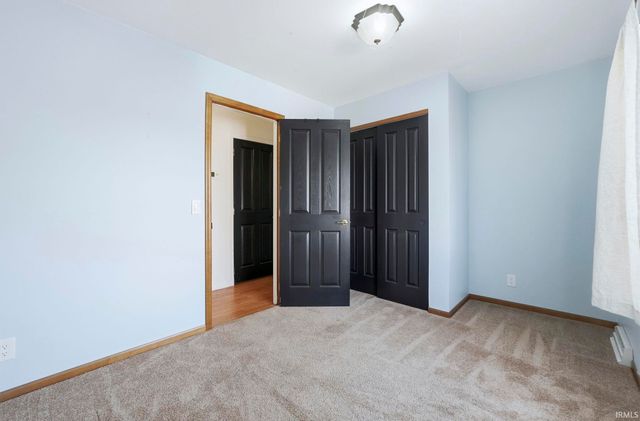 6307 N 500 E Road, Roanoke, IN 46783