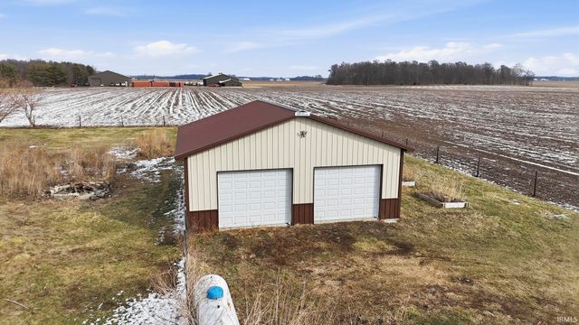 6307 N 500 E Road, Roanoke, IN 46783