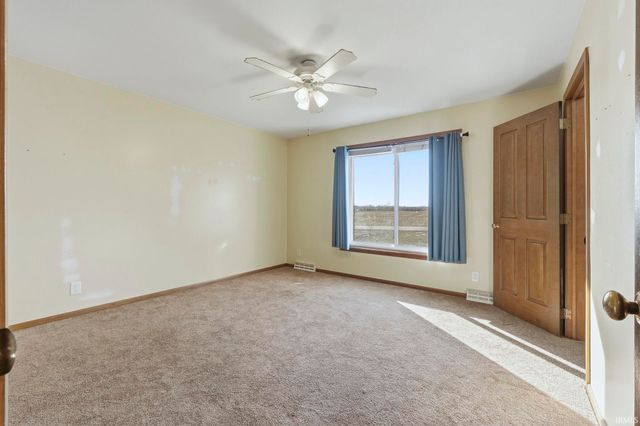 6307 N 500 E Road, Roanoke, IN 46783