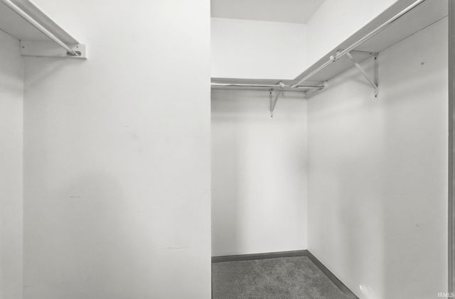 6307 N 500 E Road, Roanoke, IN 46783