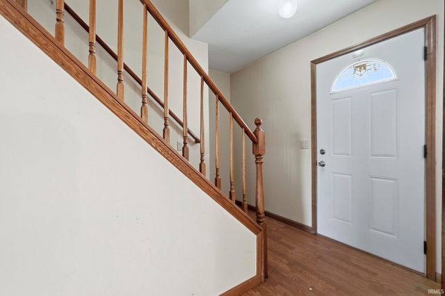 6307 N 500 E Road, Roanoke, IN 46783