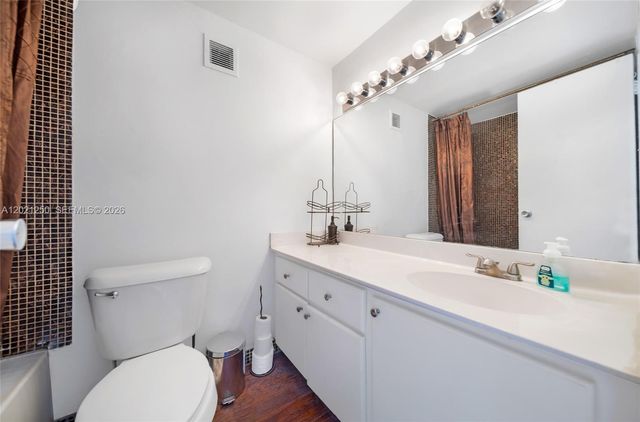 1200 West Ave 327, Miami Beach, FL 33139