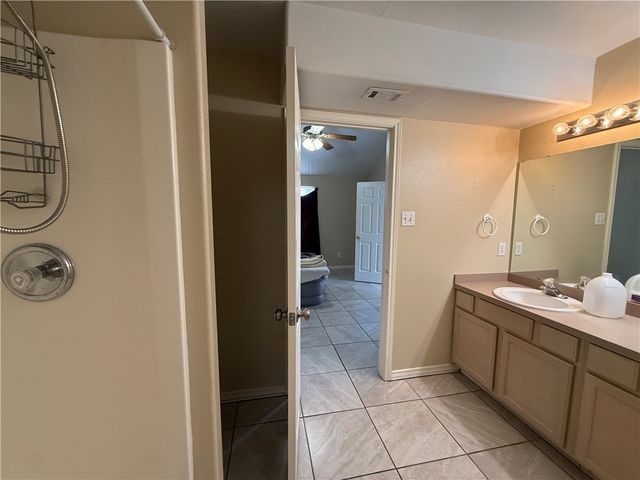 15318 Cruiser St A & B, Corpus Christi, TX 78418