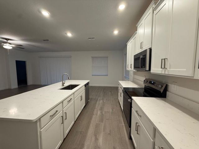 31740 GRIFFIN SANDS LANE, San Antonio, FL 33576