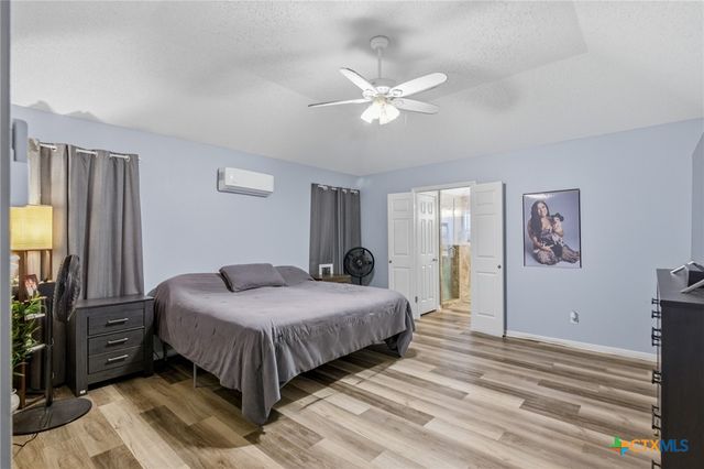 408 Cherrystone Circle, Victoria, TX 77904