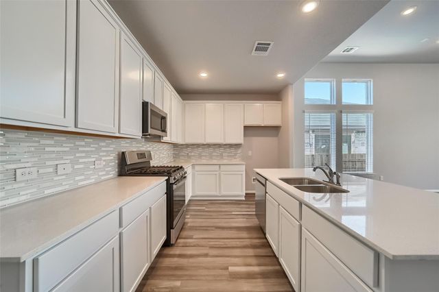 157 Gamble DR, Buda, TX 78610