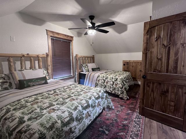 2 N Riverview Lane, Mountain View, AR 72560