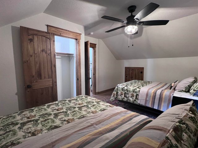 2 N Riverview Lane, Mountain View, AR 72560